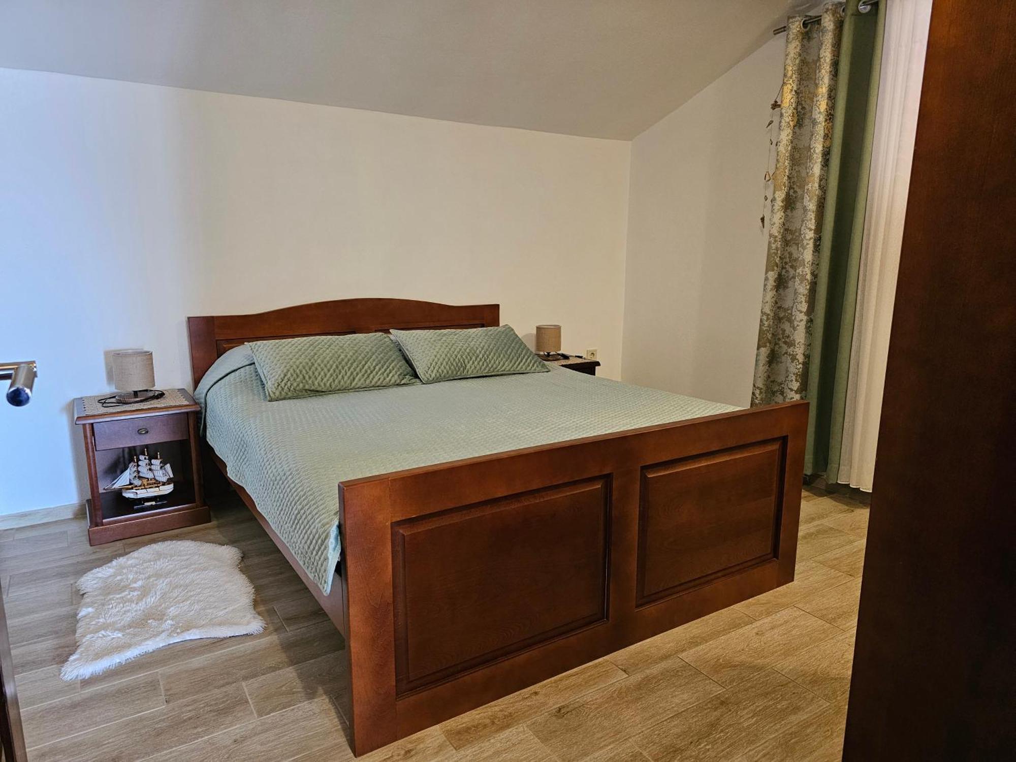 Apartments Nadja Kotor Bagian luar foto